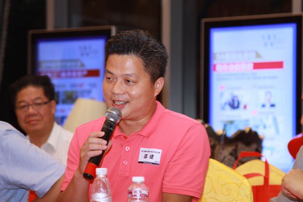 邵建.JPG
