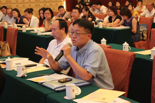 现场提问1.JPG