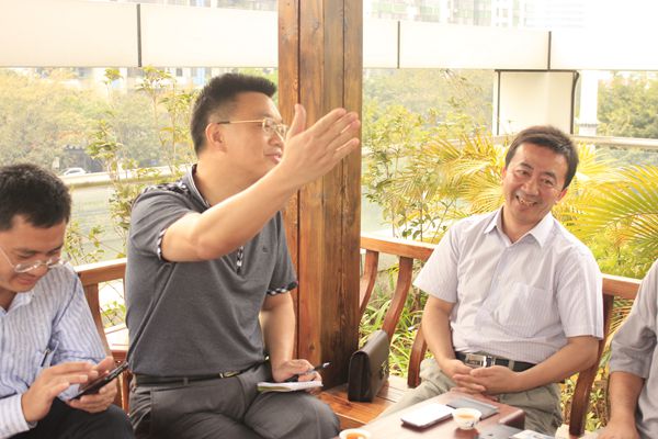 郑平博士发言.JPG